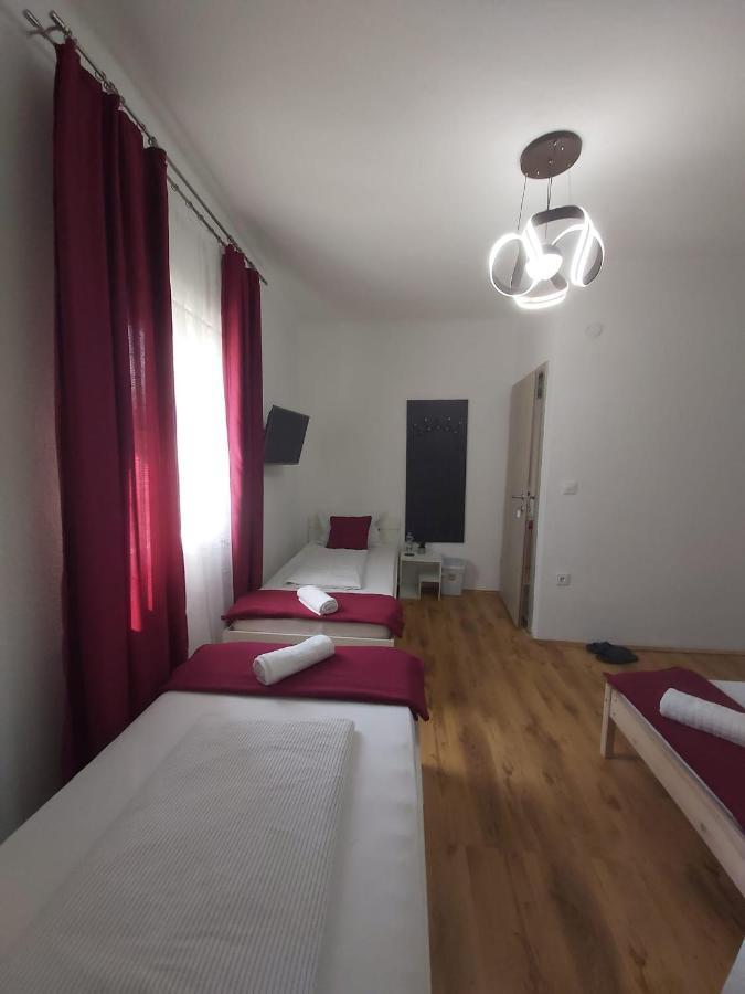 Panda Rooms Maribor Eksteriør billede