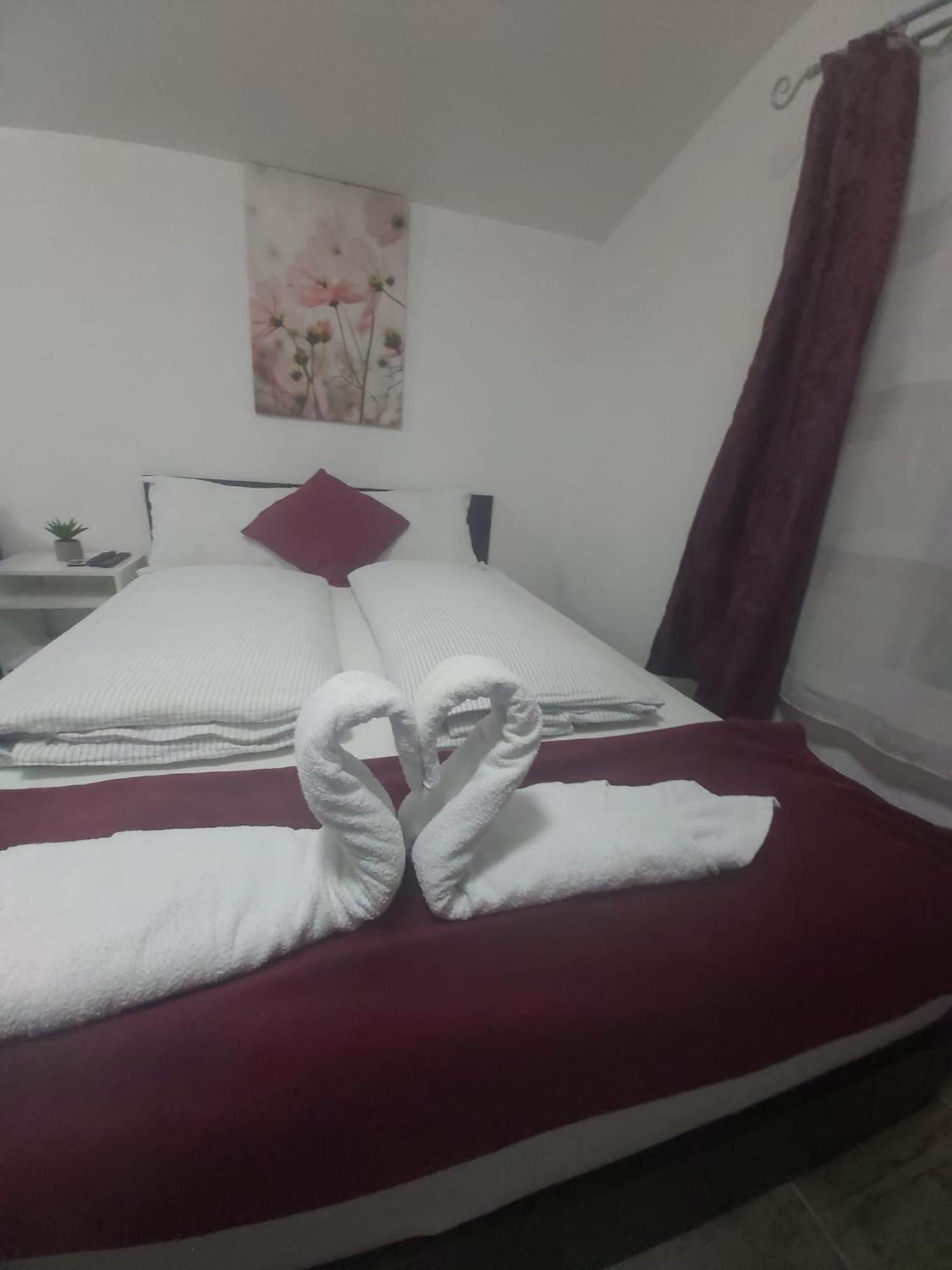 Panda Rooms Maribor Eksteriør billede