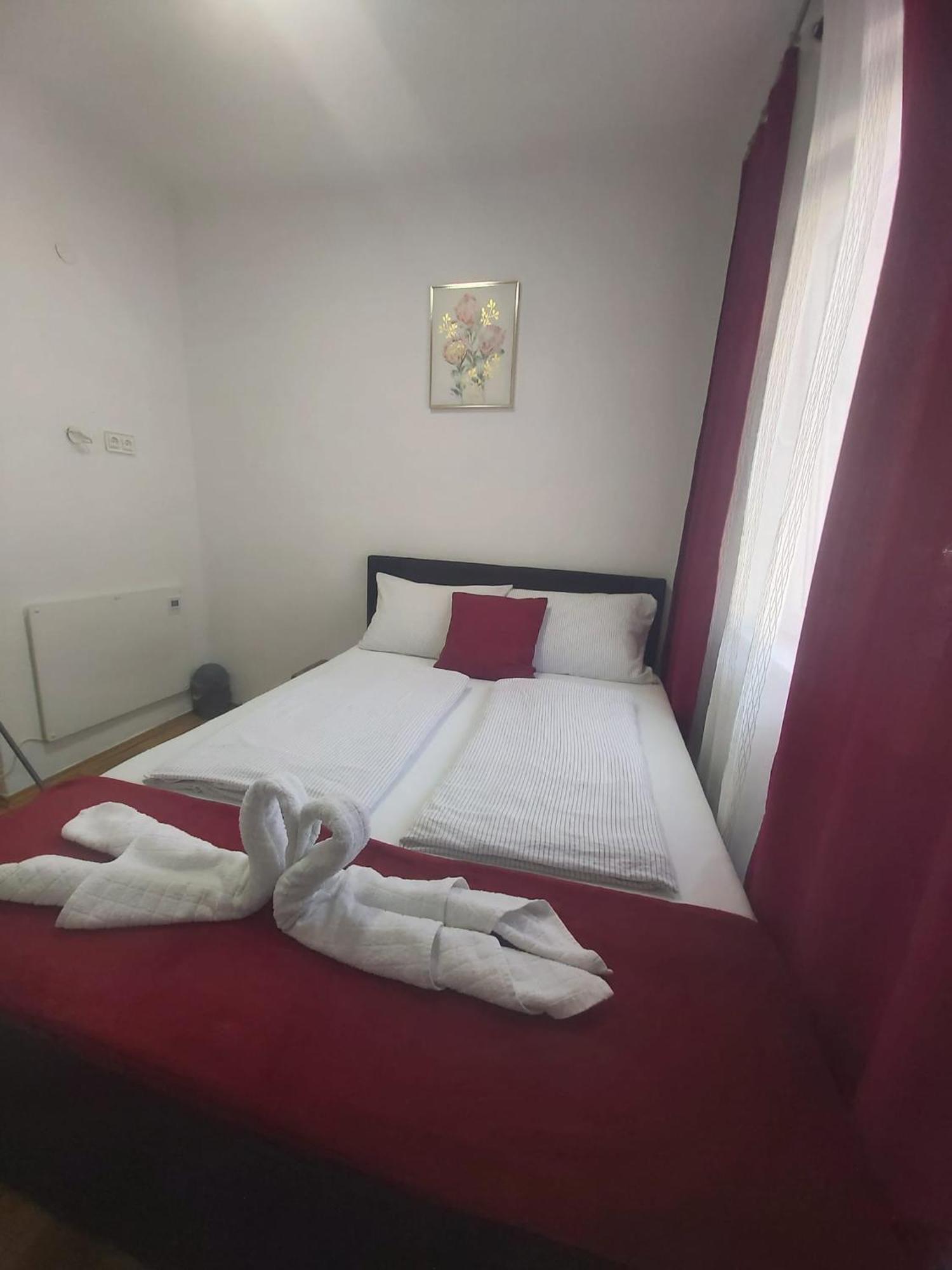 Panda Rooms Maribor Eksteriør billede
