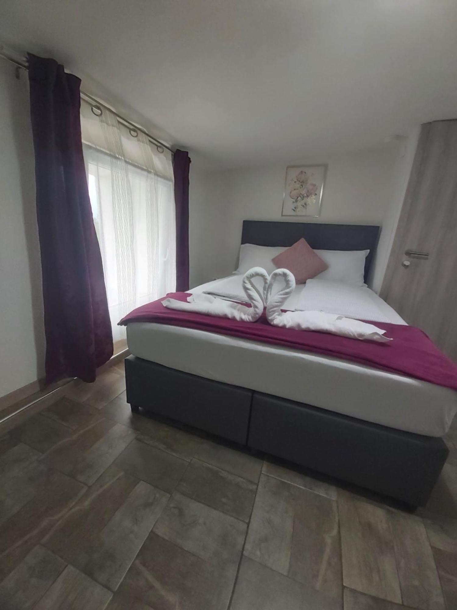 Panda Rooms Maribor Eksteriør billede