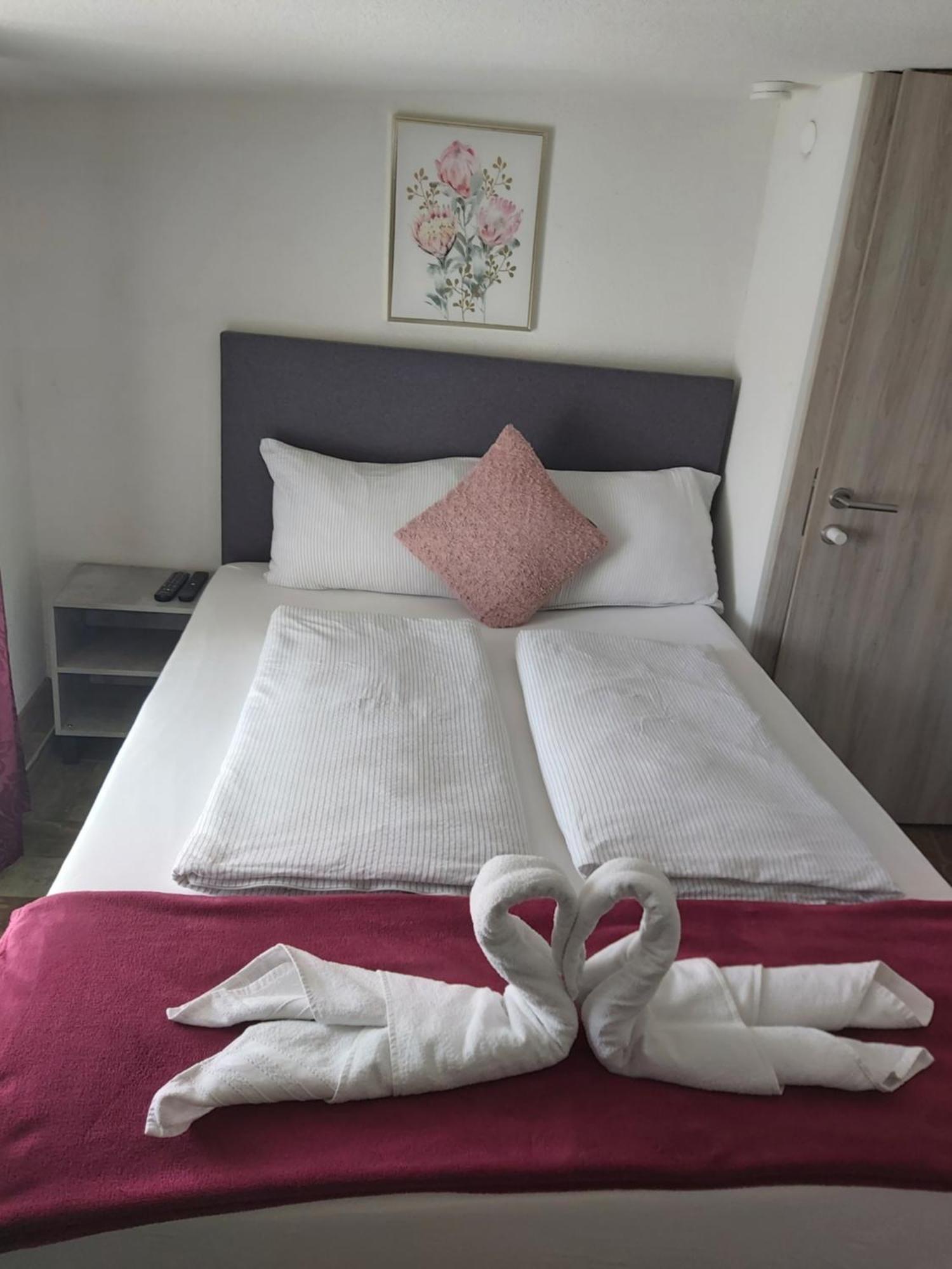 Panda Rooms Maribor Eksteriør billede