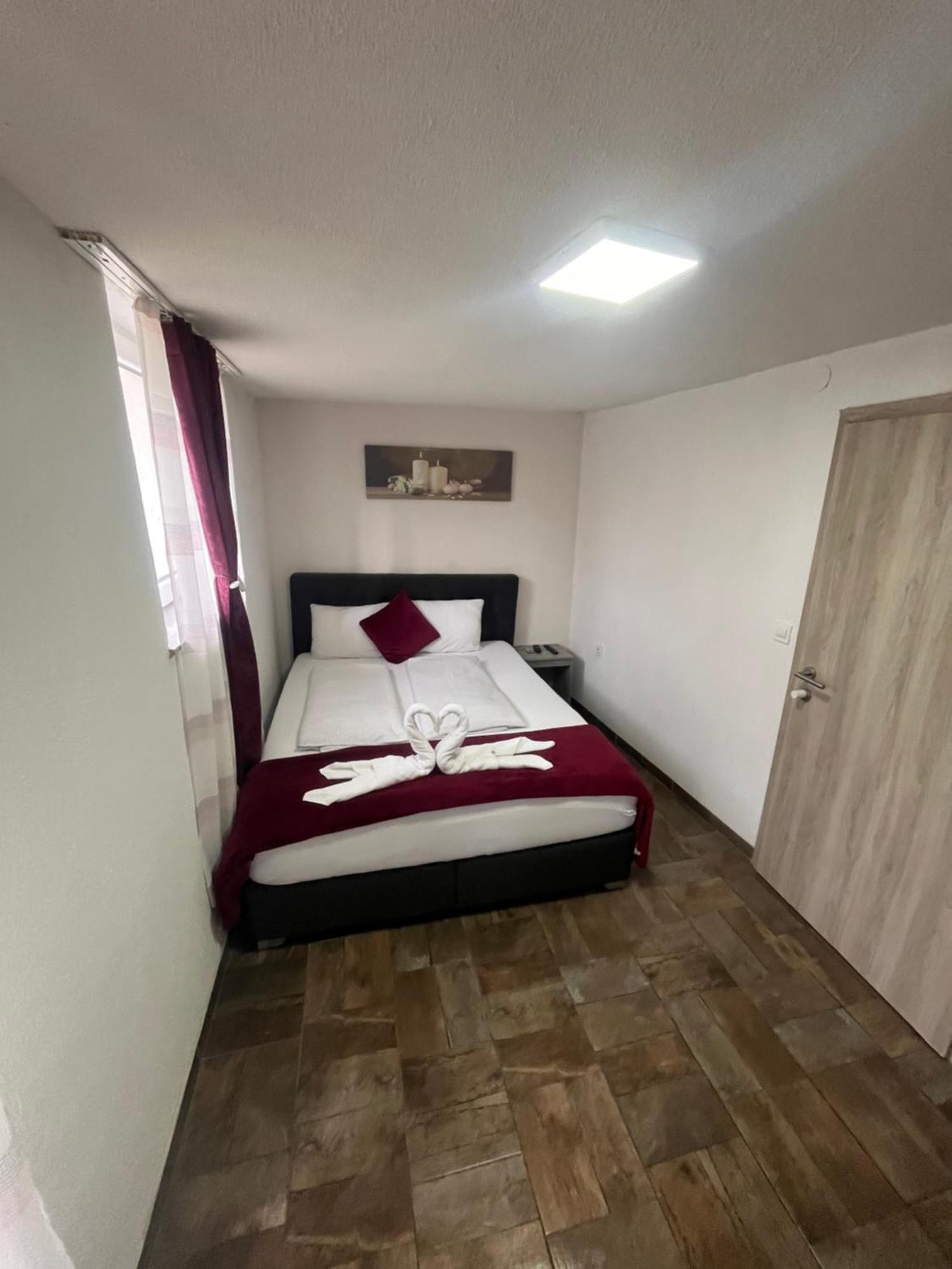 Panda Rooms Maribor Eksteriør billede